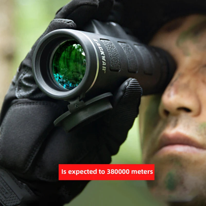Pocket-sized night vision binoculars with 10-40x zoom and tripod support