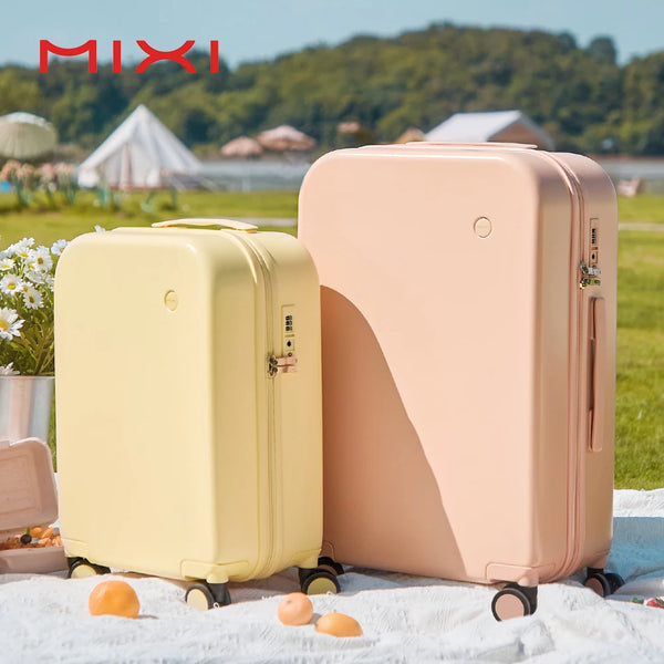Cabin Luggage Bag with Wheels